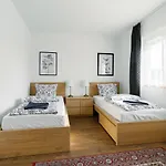 Ferienhaus Sunstreet By Interhome Balatonoszod