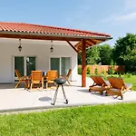 Sunstreet By Interhome * Balatonoszod