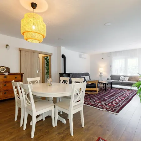 Sunstreet By Interhome Balatonoszod