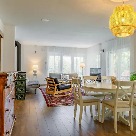 Sunstreet By Interhome Semesterbostad Balatonoszod