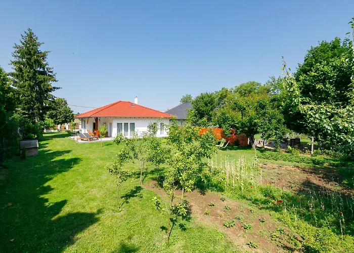 Sunstreet By Interhome Balatonoszod